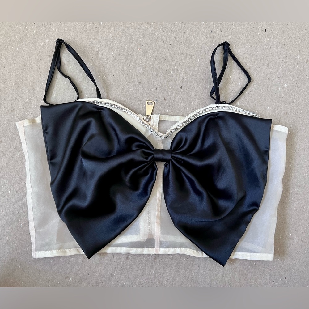 ZHUAINIU Cropped Top